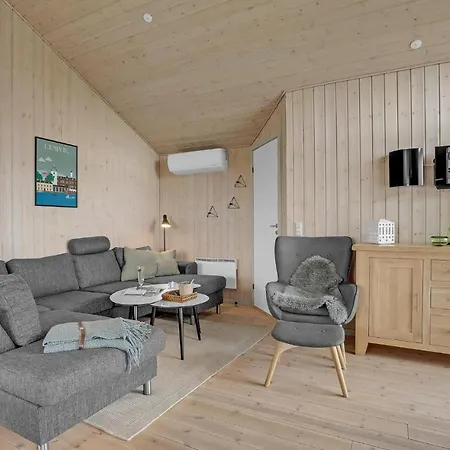 3 Bedroom In レムヴィー